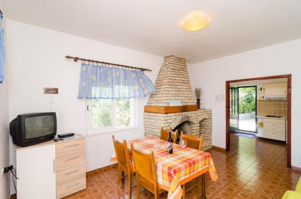 Potomje Holiday Home Blue Vineyard מראה חיצוני תמונה